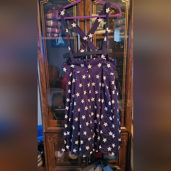 Collectif Alexa Stars Swing Skirt in 2X - Picture 4 of 12